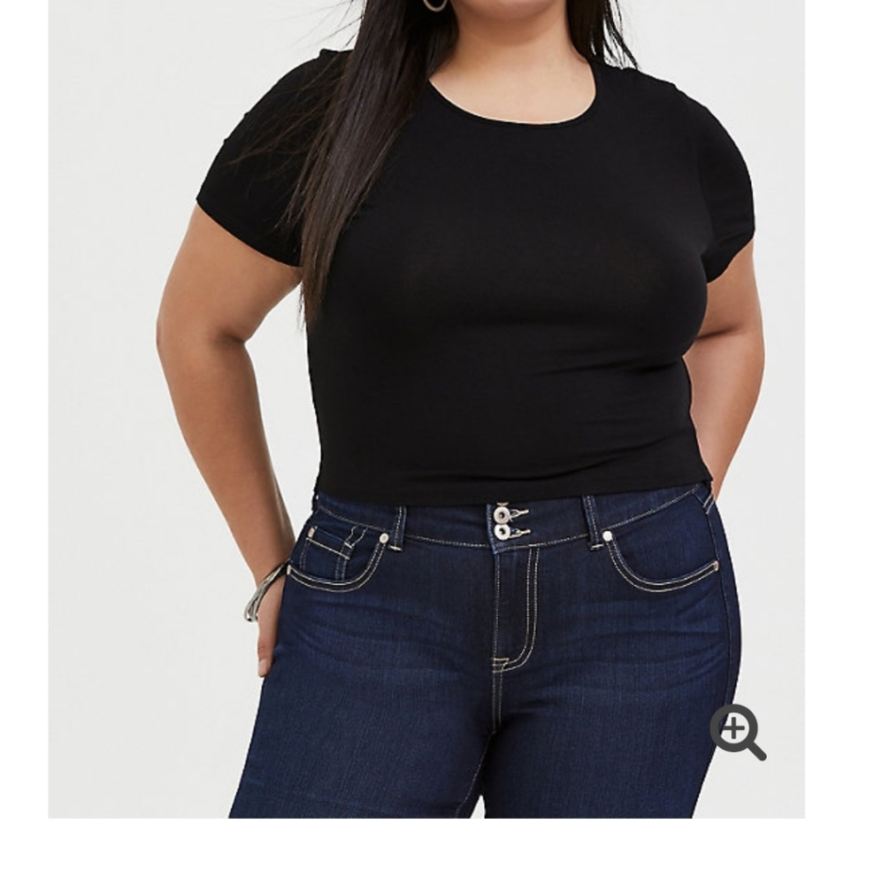 NWT Torrid super soft crop tee